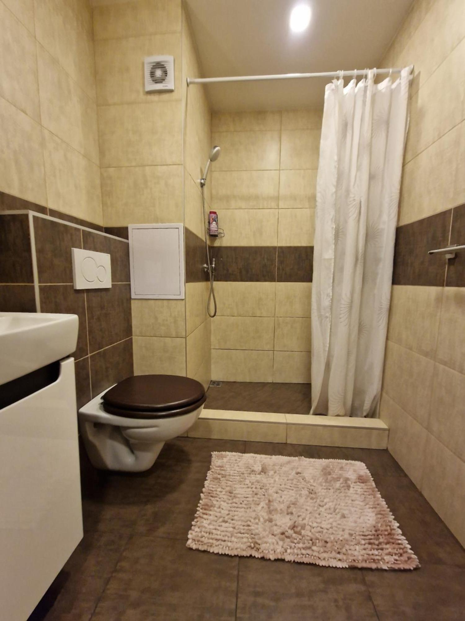 Apartman Valentina Zlín Exteriör bild